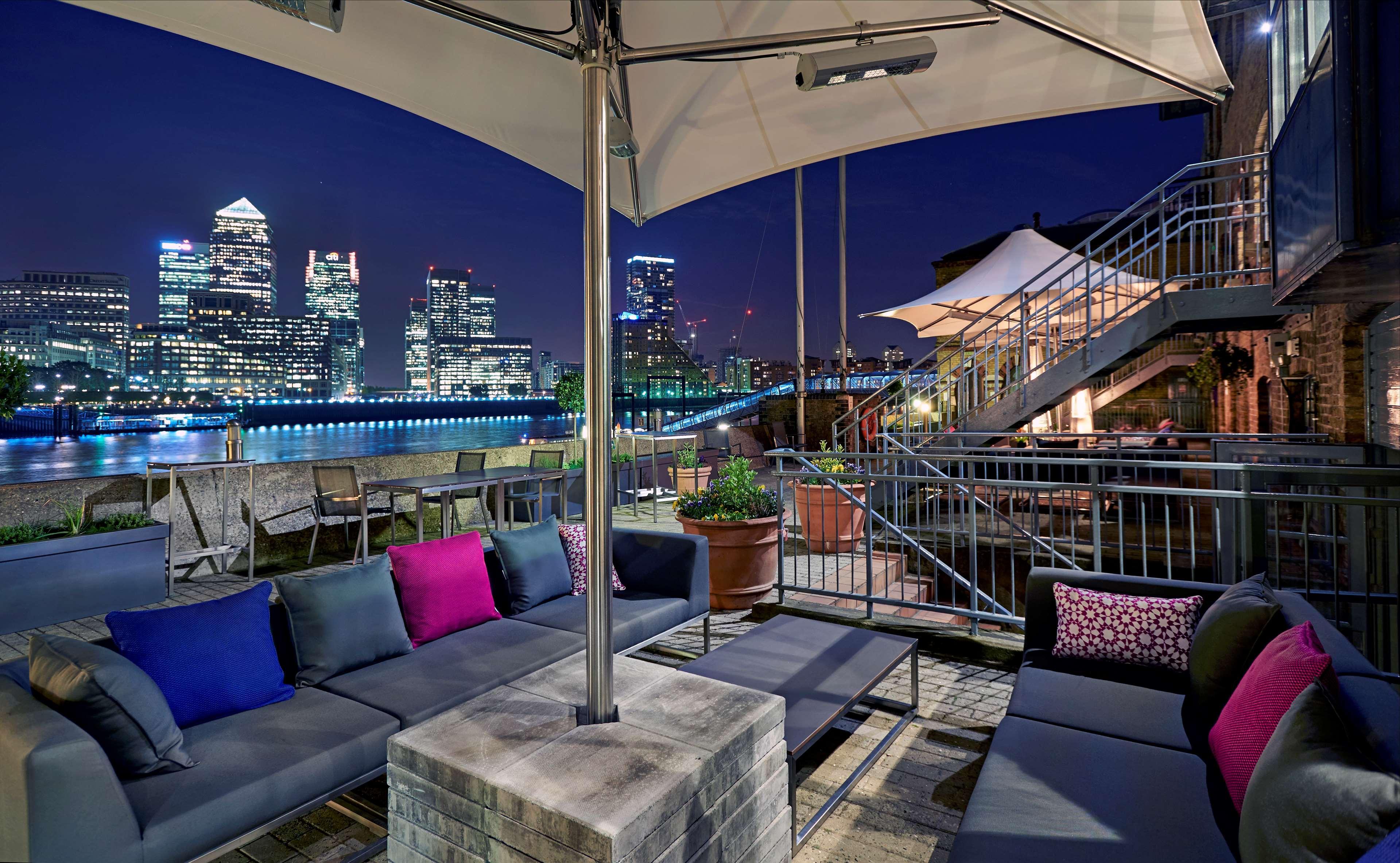 Hotel Doubletree By Hilton - Docklands Riverside