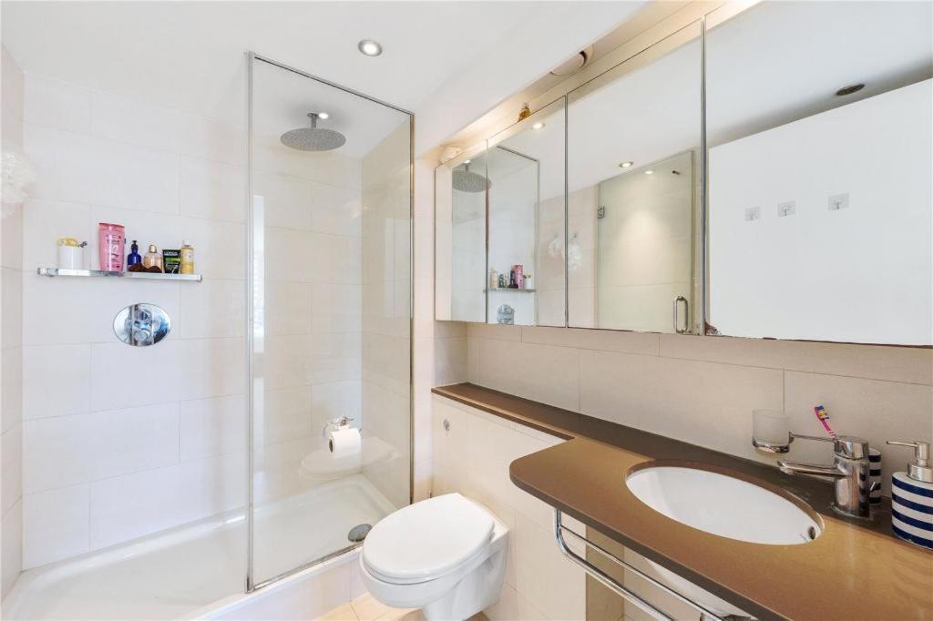 Two Bedroom - Excel Apartamento