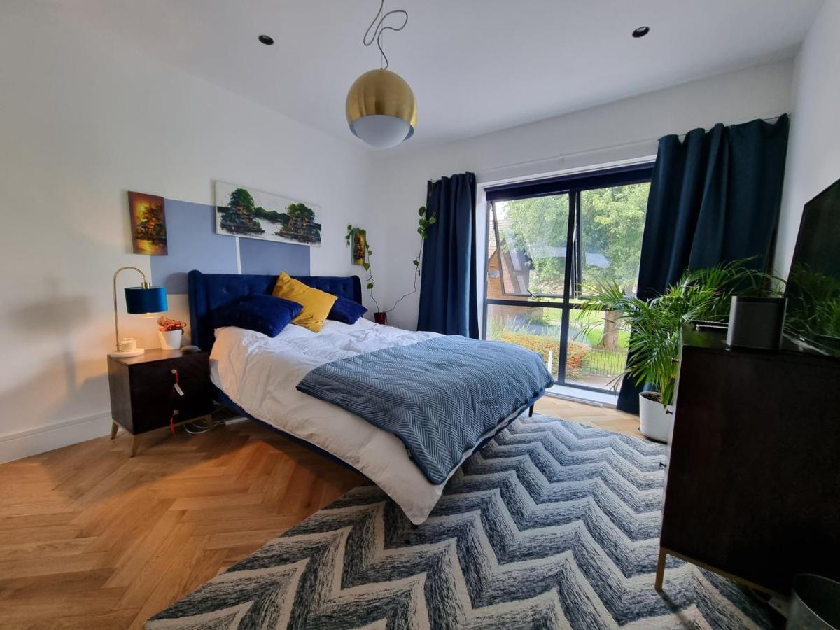 Bright Spacious In The Park *