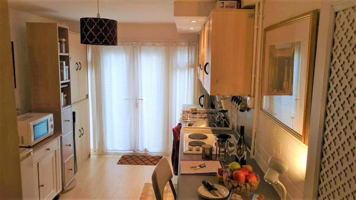 1 Dbl Bed Ground Floor Modern Oriental Flat Greenwich Park London