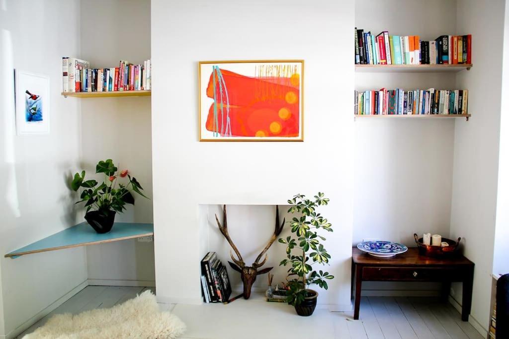 Large, Modern, Light, Open Plan Designer House Casa de férias