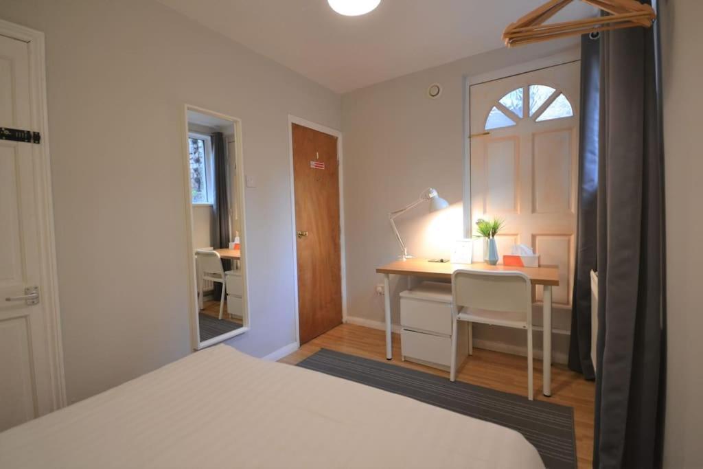 Lovely Budget Double Ensuite In Bricklane Pensión