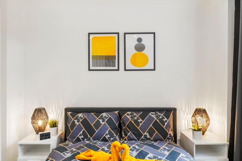 Modern 2 Bedroom In The Heart Of