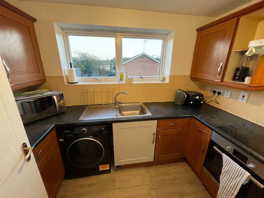 Apartment Lovely 2-bed Flat Along The River Thames