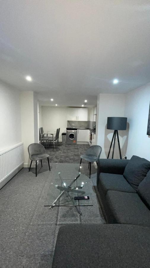 2 Bed Luxury In Old Kent Road * Londres
