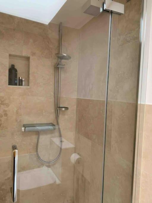 Luxury 3-bedroom Townhouse In Hackney * Londres