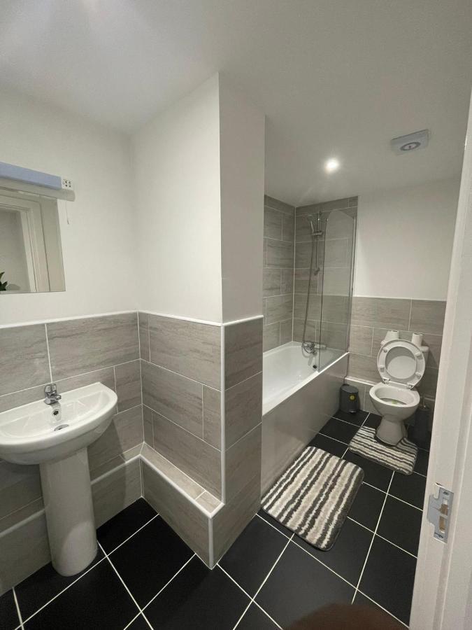 2 Bed Luxury In Old Kent Road Apartamento