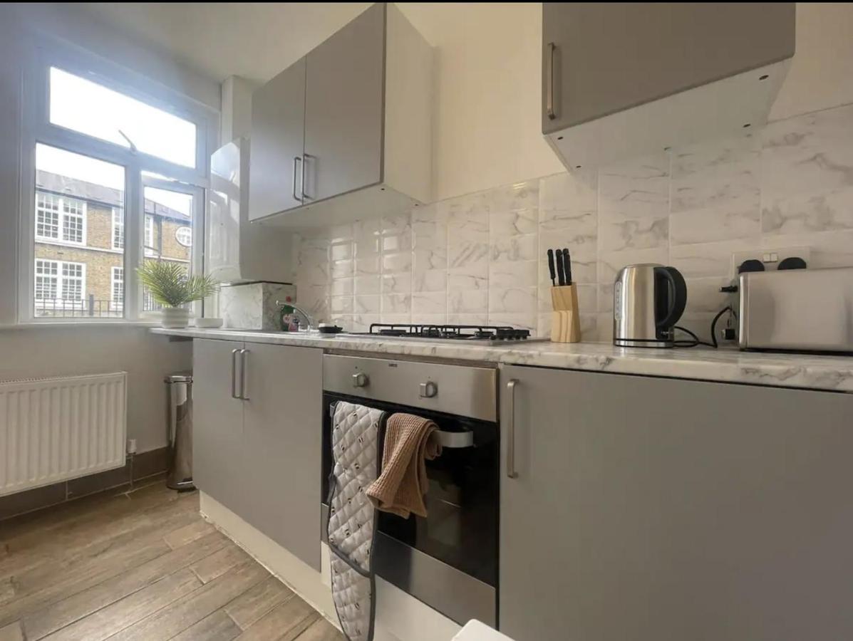 Charming 2 Bed Flat On Tower Bridge Apartamento