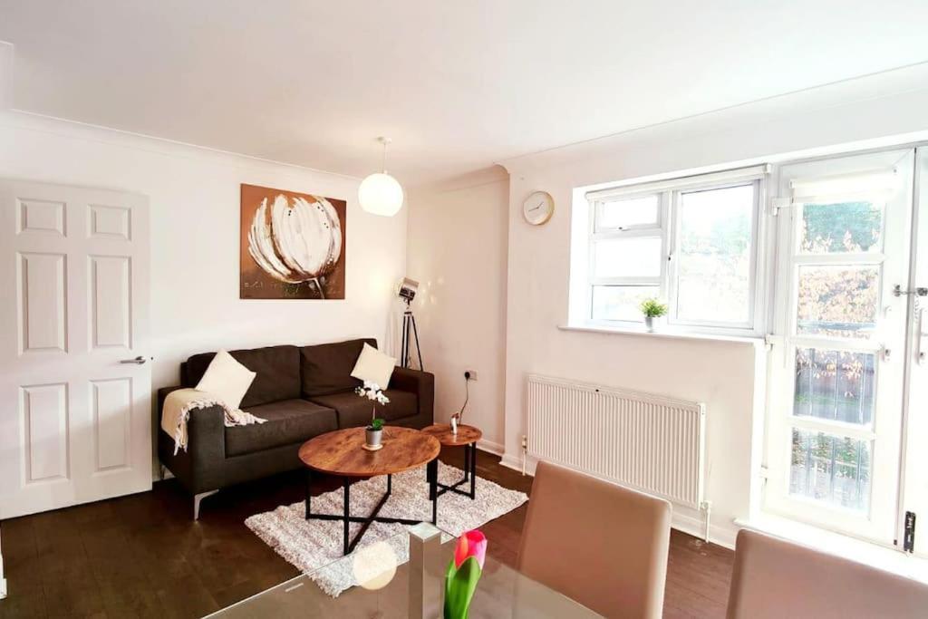 Aldgate Flats In E1. Apartamento Londres