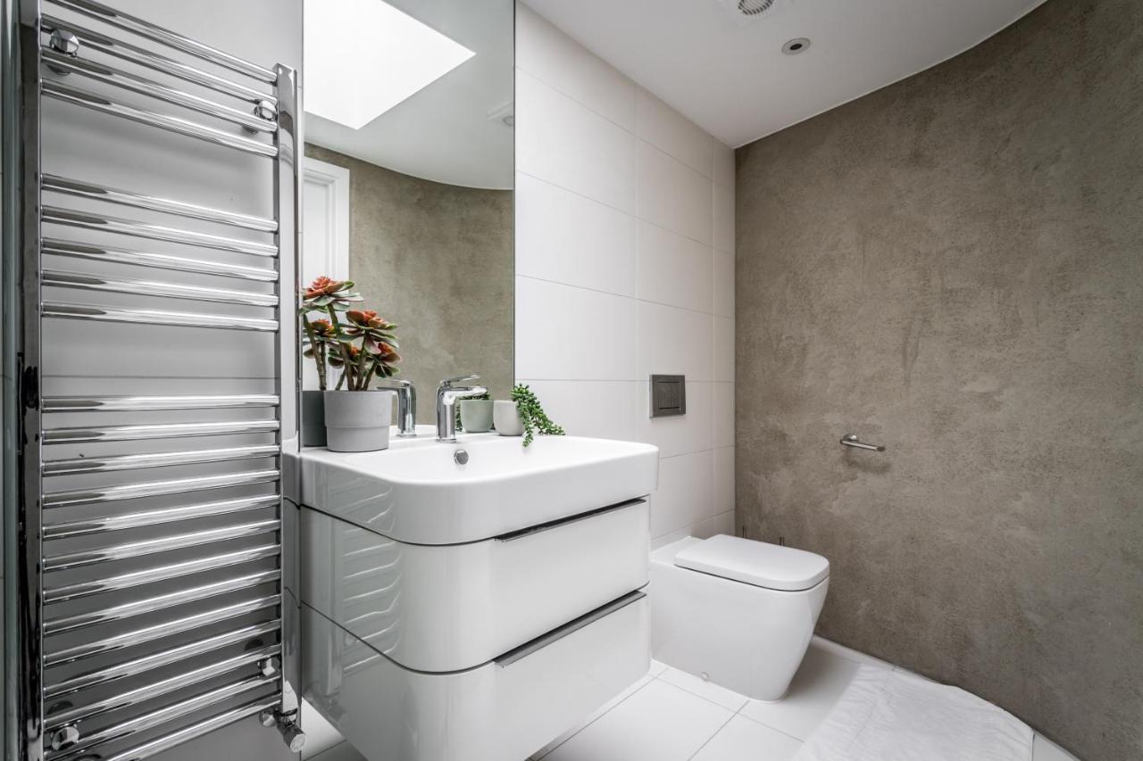 Borough Market 2-bed *