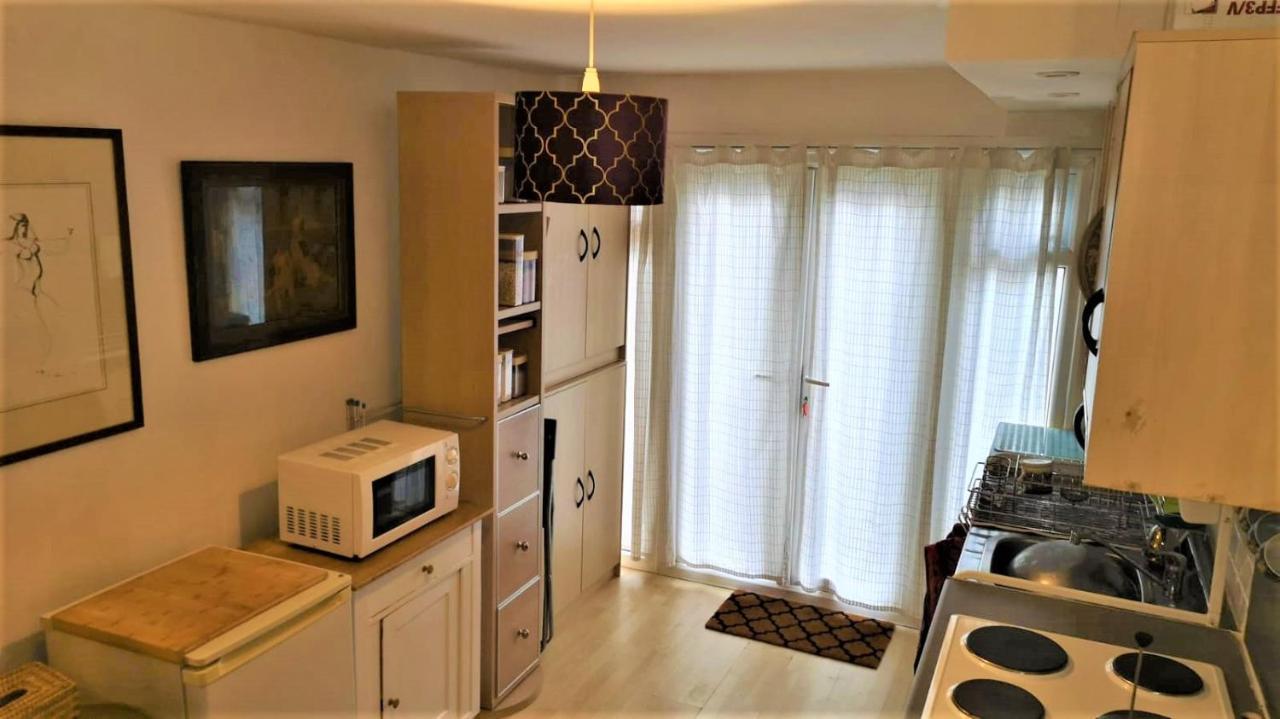 1 Dbl Bed Ground Floor Modern Oriental Flat Greenwich Park Apartment London