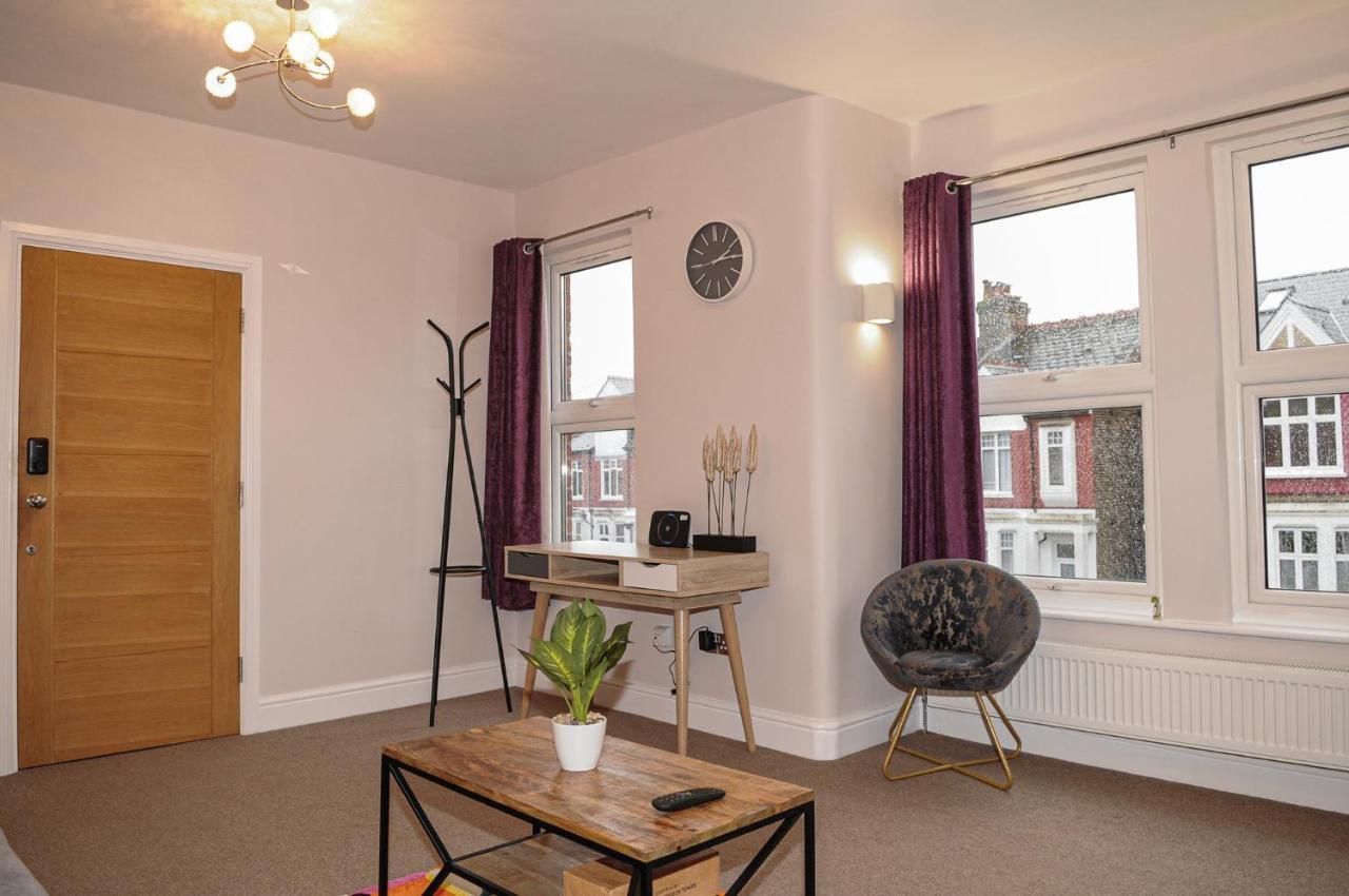 Luxury 5 Star - Parking, Garden, Nr Greater Metro Stations Apartamento *