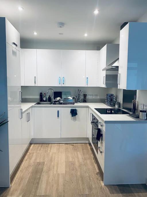 Stunning 1 Bed Luxury Apartment