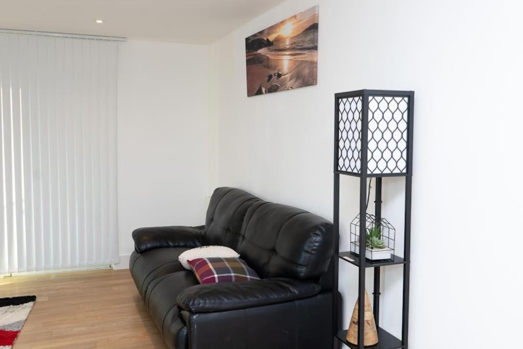 1 Bed Luxury Comfortable Apt Appartement *