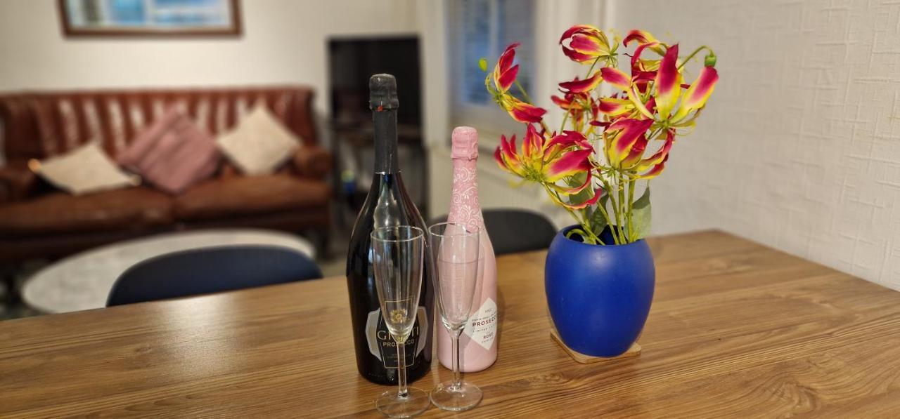 Appartement Inviting You To Your From 10 Minutes From Stratford Westfield Londres