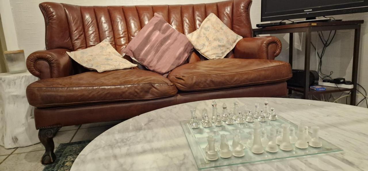 Inviting You To Your From 10 Minutes From Stratford Westfield