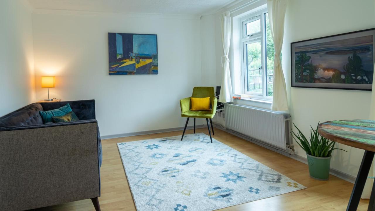 Holiday home Bridge 3 Bedroom House With Reception Room, Office And Private Garden