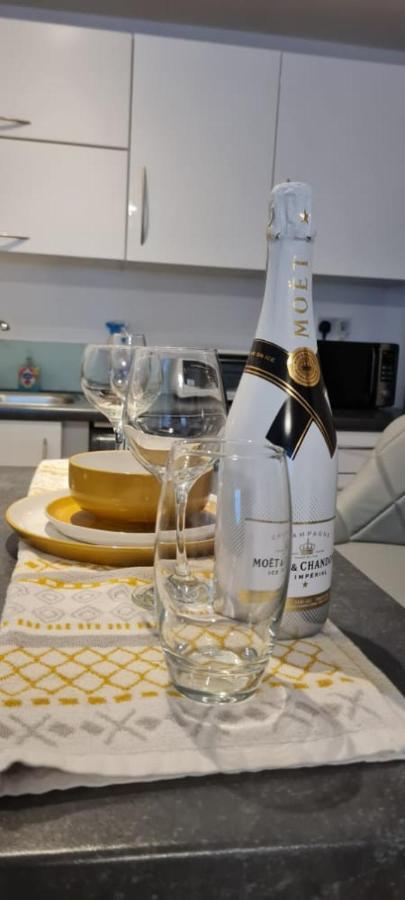 Docklands 2 Bedroom 2 Bath Londres