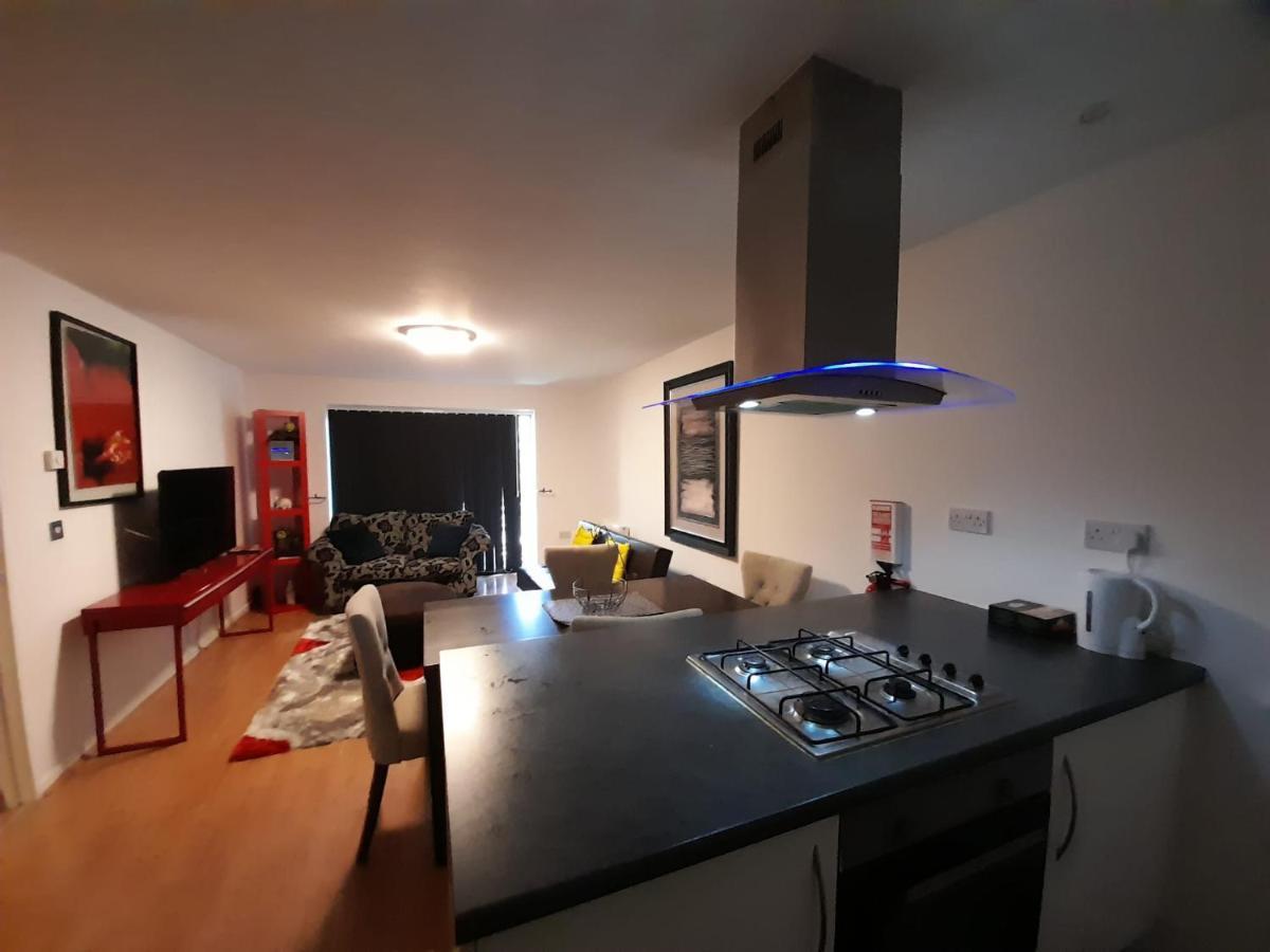 Docklands 2 Bedroom 2 Bath * Londres