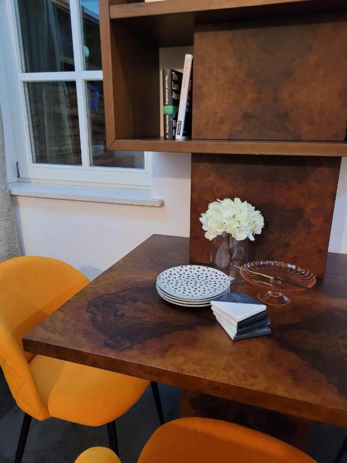 Apartamento Stepney Gated Area With Parking & Garden *