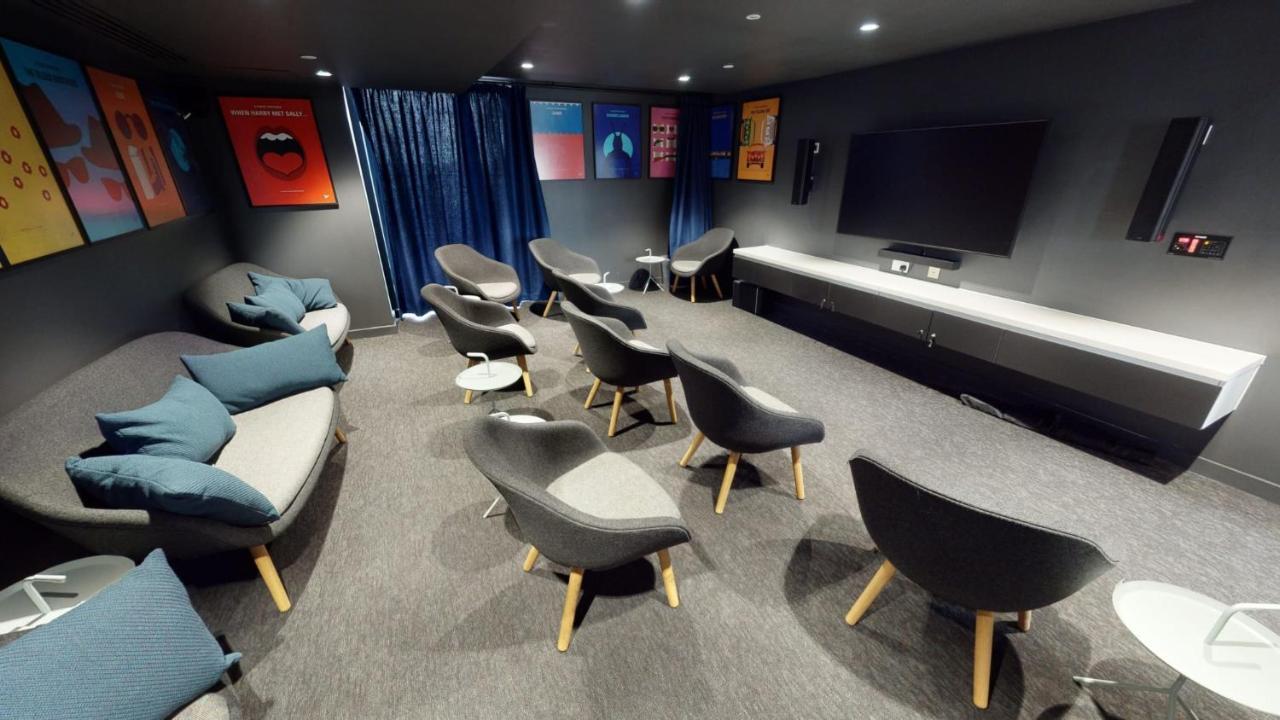 For Students Only At Shoreditch In * London