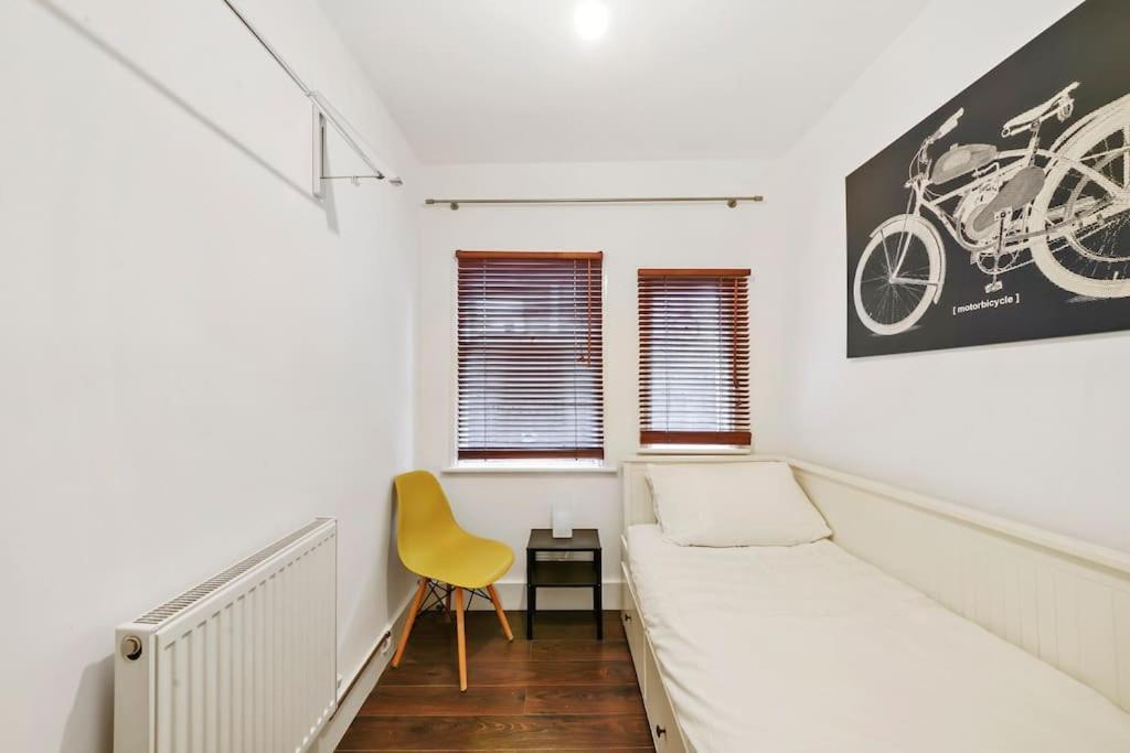 Apartment 2 Bed Garden Flat Leyton Village London
