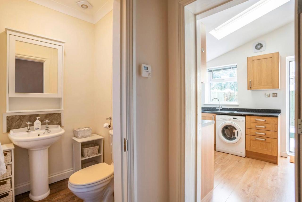 2 Bed Terraced House With Loft In Stratford * Londres