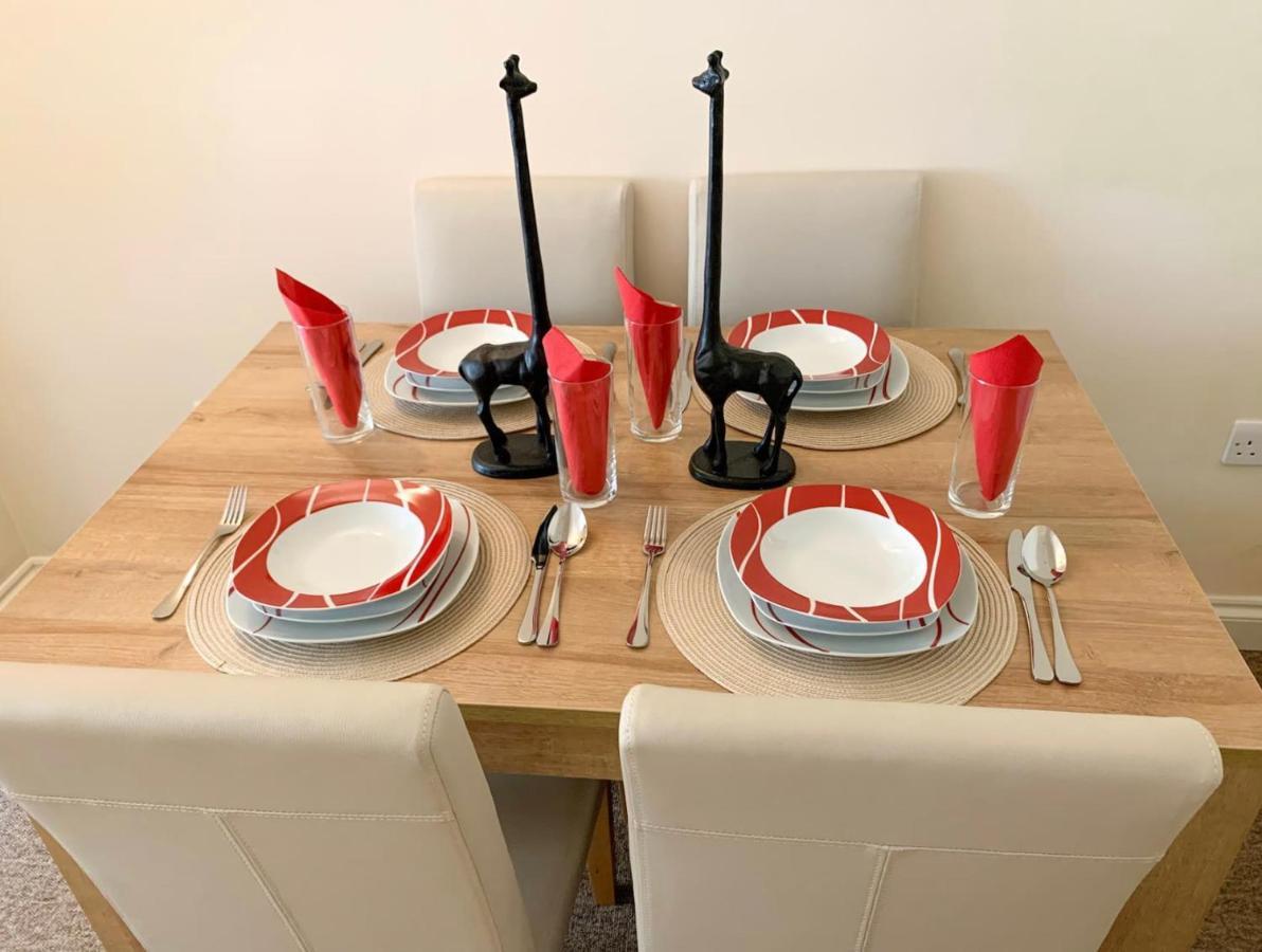 2 Bed Terraced House With Loft In Stratford Сasa de vacaciones