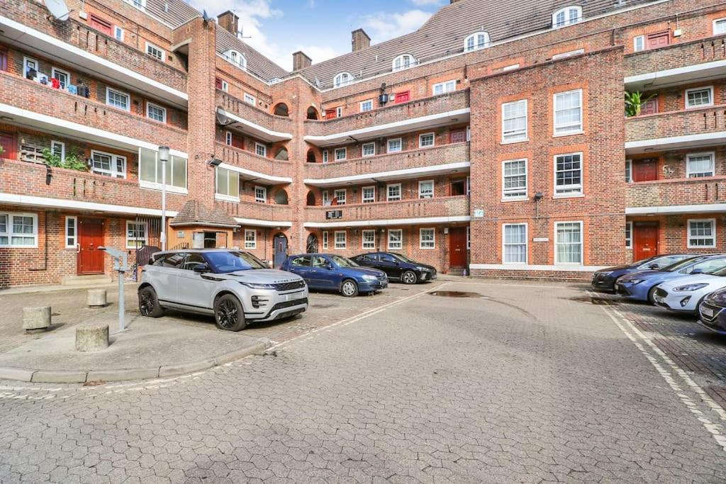 Spacious 4 Bed Flat Near 02 Arena Greenwich Apartamento Londres