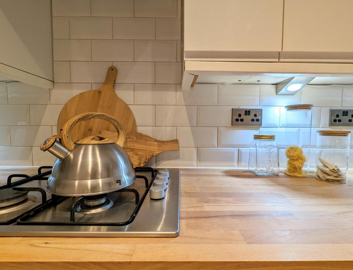 1bd In Leyton Zone 2 * London