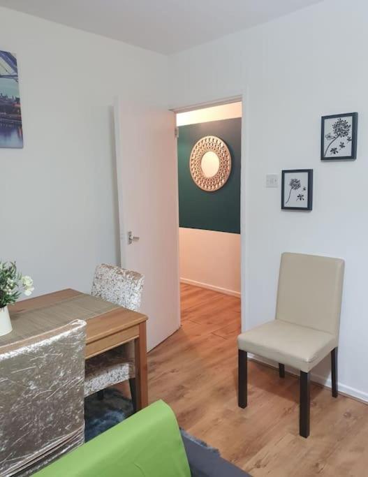 Apartamento Entire Close To *