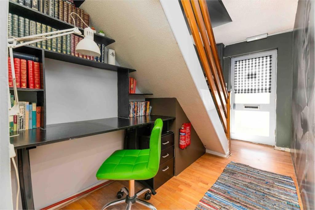 2bed Garden House W/hot Tub, Sauna & Cinema * Londres