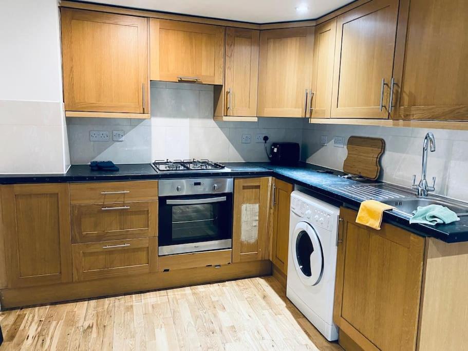 One Bedroom Near Dalston Station Apartamento Londres