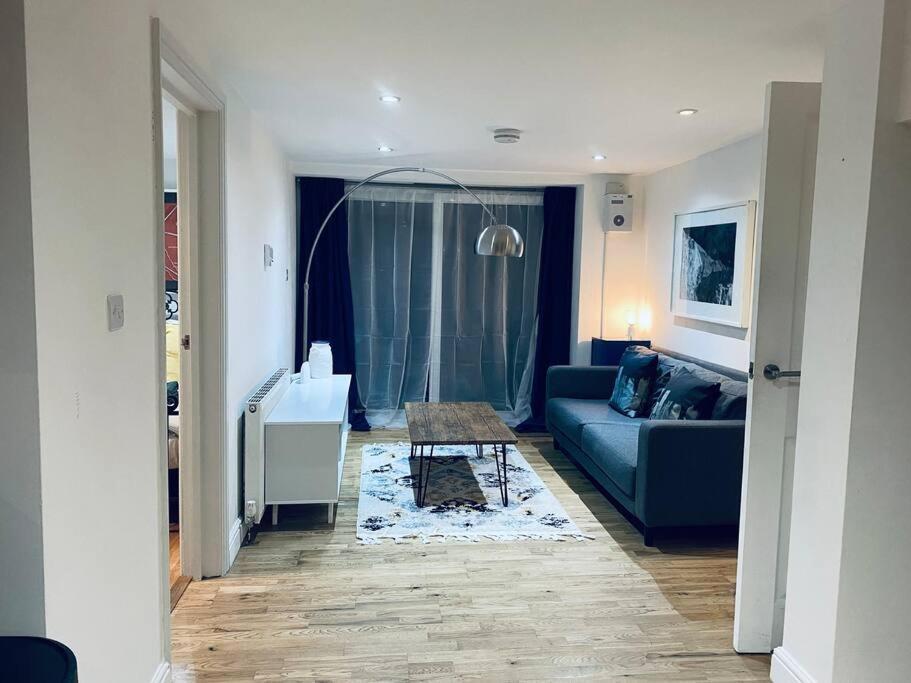 One Bedroom Near Dalston Station Apartamento