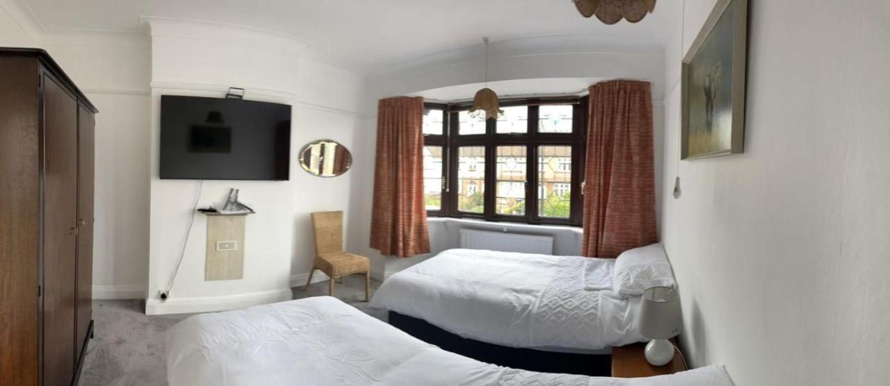 Vakantiehuis Amazing And Romantic O2 Arena 4 Bedrooms House Free Parking *