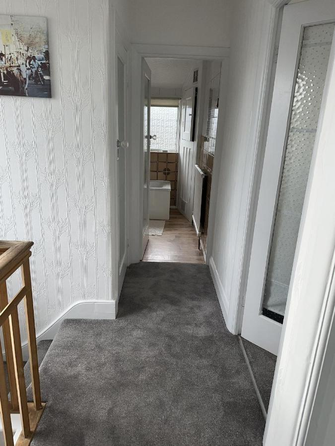 Amazing And Romantic O2 Arena 4 Bedrooms House Free Parking Londen
