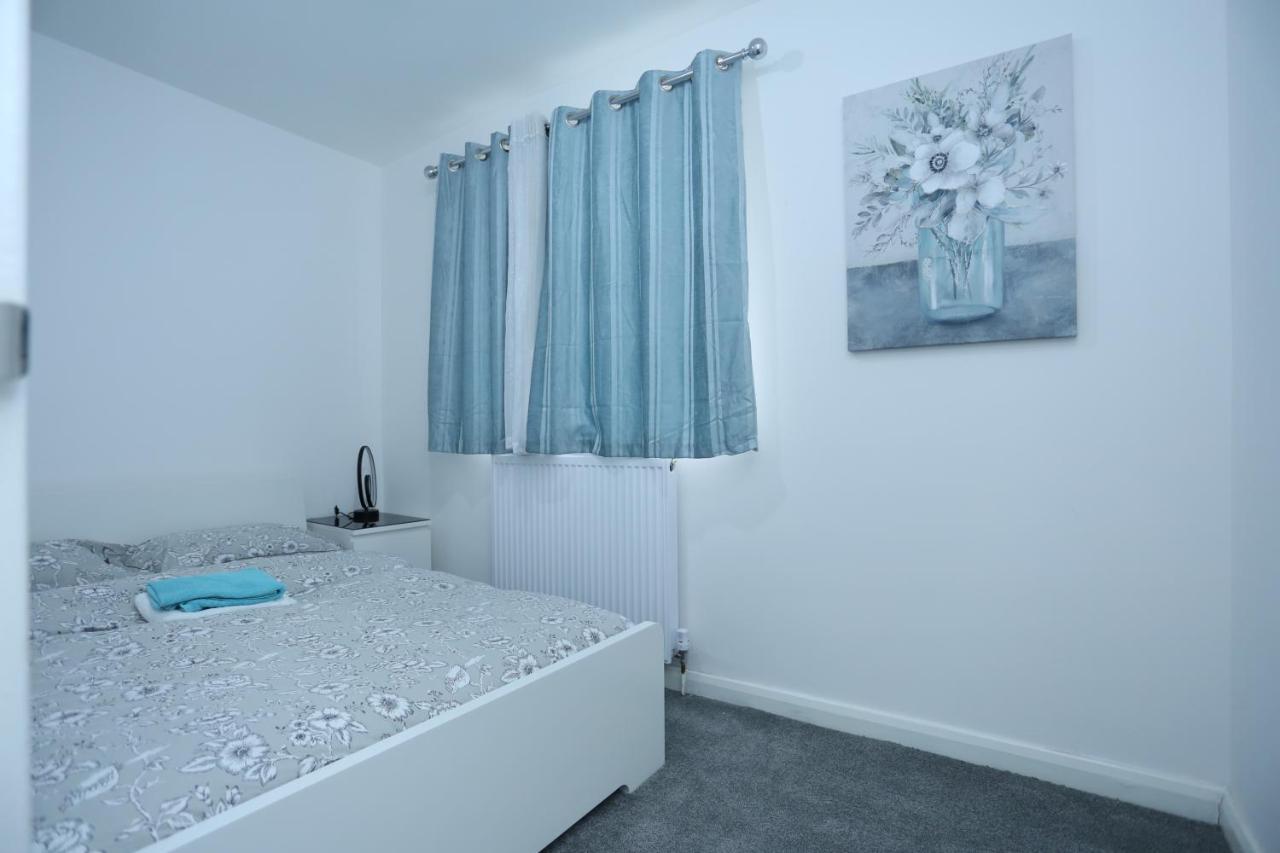 Abbeywood Station House London