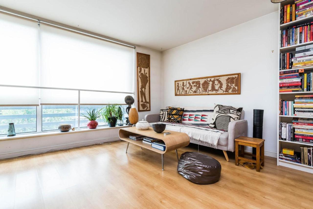 Delightful Moroccan Inspired Flat Hackney Sleeps 2 * London