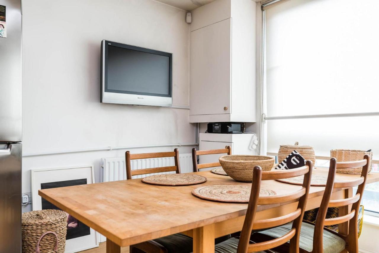 Delightful Moroccan Inspired Flat Hackney Sleeps 2 Apartment *