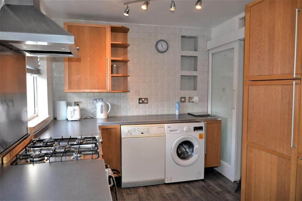 Сasa de vacaciones Zone 2, 2 Bedroom House *