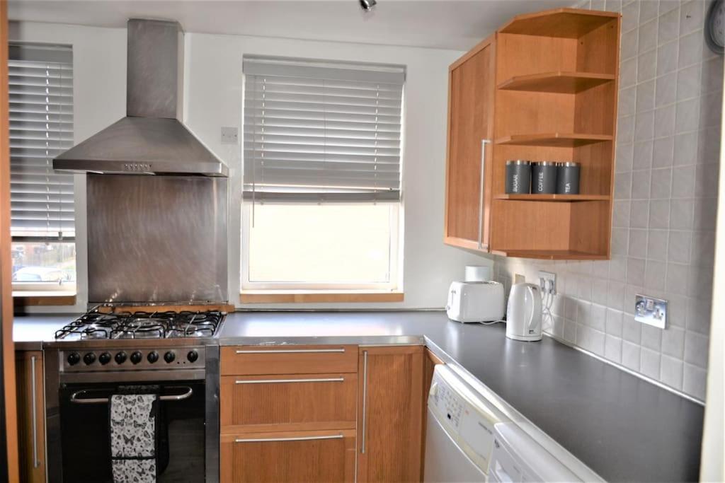 Сasa de vacaciones Zone 2, 2 Bedroom House Londres