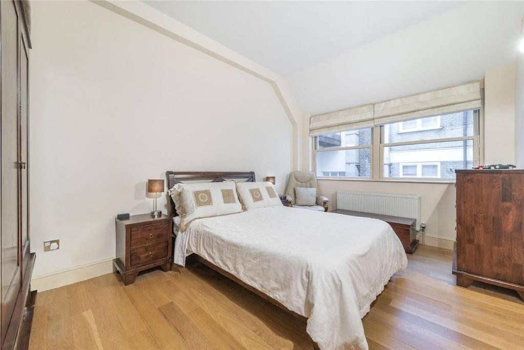 Luxurious Serviced Apt Next To The City Of And Tower Bridge Apartment *