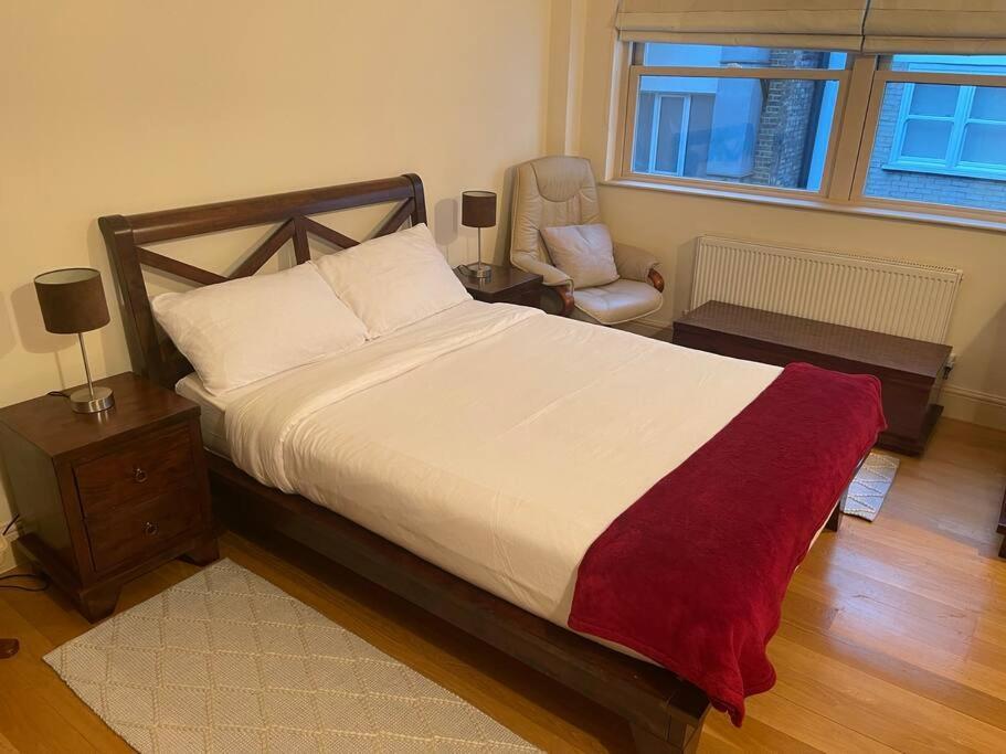 Apartment Luxurious Serviced Apt Next To The City Of And Tower Bridge London