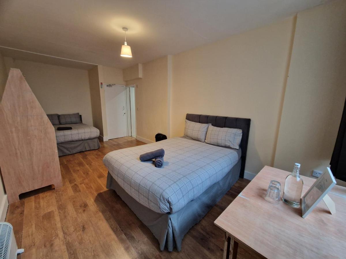 Affordable In Shared Flat, Bridge Homestay London