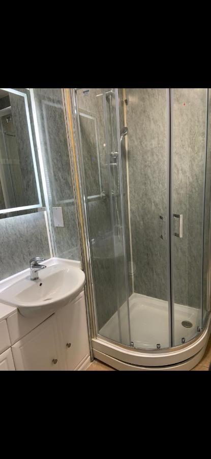 Affordable In Shared Flat, Bridge