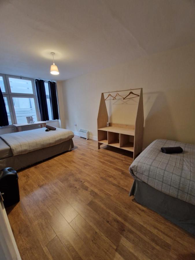 Homestay Affordable In Shared Flat, Bridge *