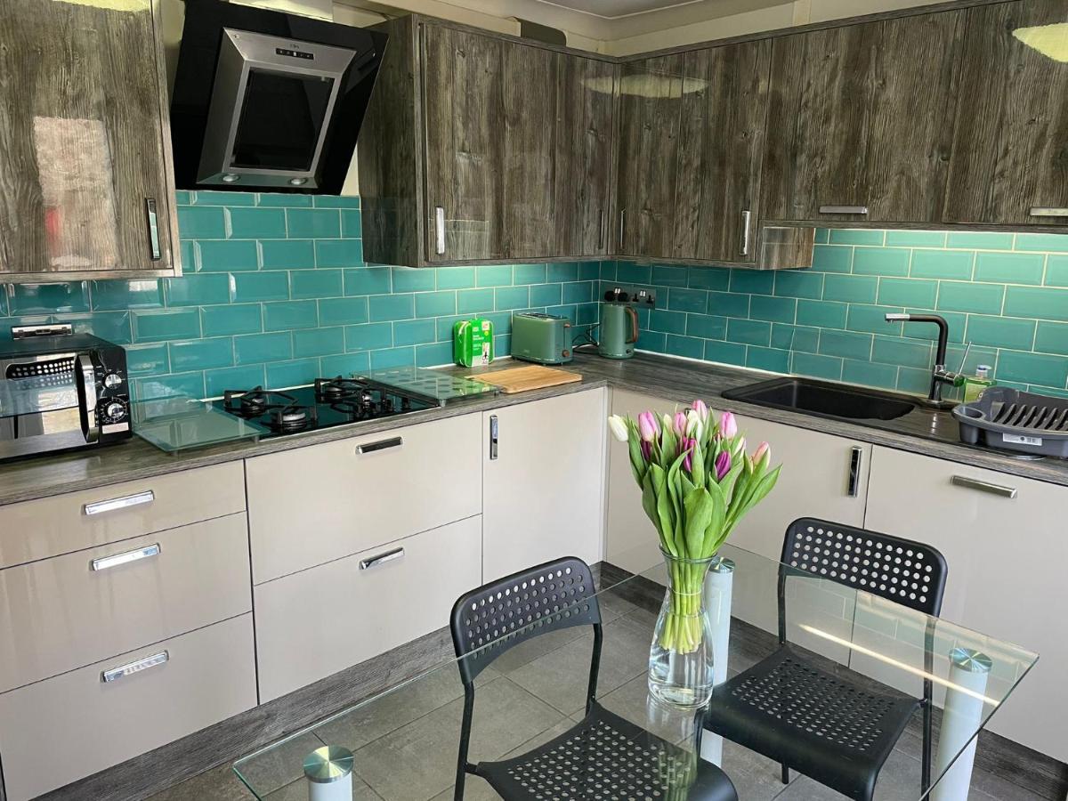 Rainbow Quays Apartment London