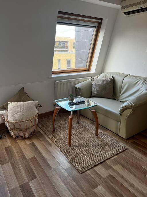 Quirky Flat Selfcontained London