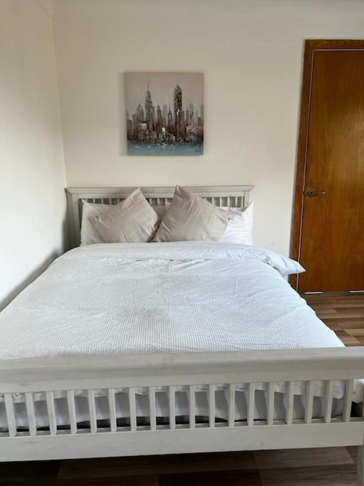 Apartment Quirky Flat Selfcontained London