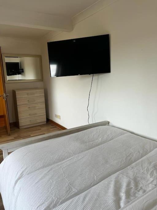 Apartment Quirky Flat Selfcontained London